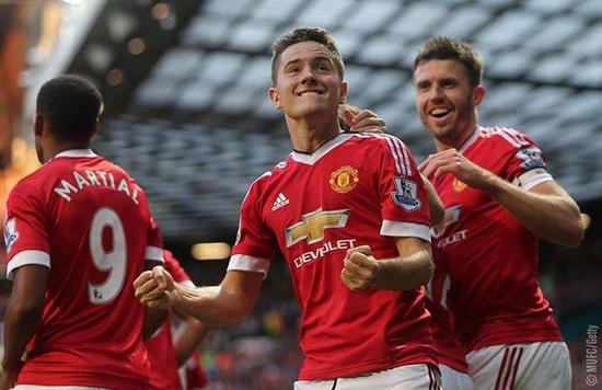 生涯更上一 生涯更上一